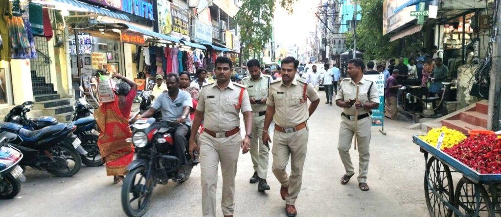 జిల్లా వ్యాప్తంగా విజిబుల్ పోలీసింగ్ బలోపేతం