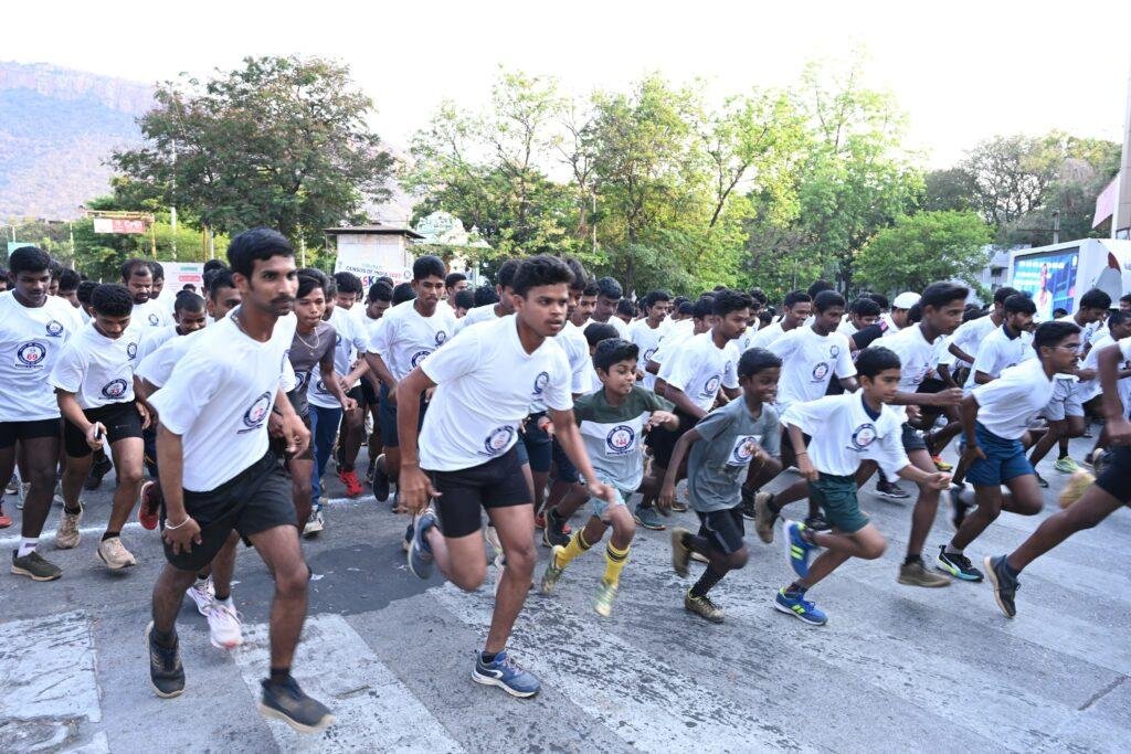 స్వీయ గణన కార్యక్రమాన్ని ప్రతి పౌరుడు బాధ్యతగా భావించి రిజిష్టర్ చేసుకోవాలి