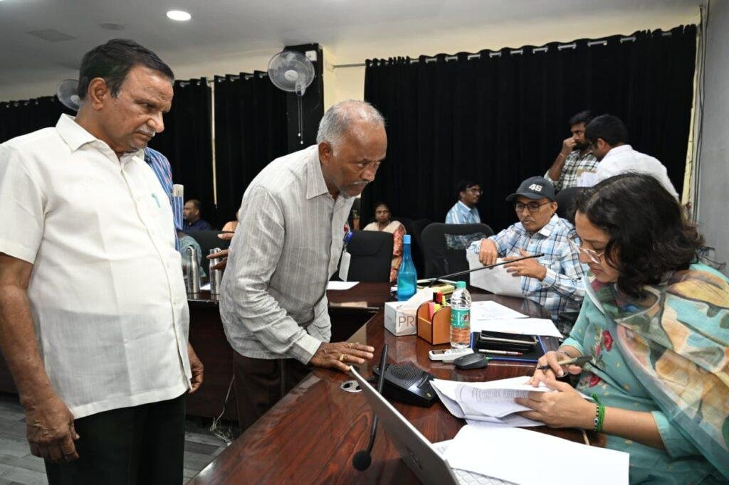 ప్రజా ఫిర్యాదుల పరిష్కార వేదికకు