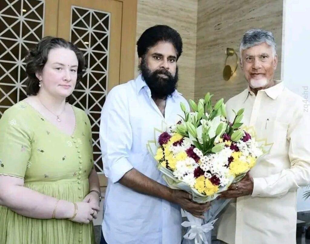 డిప్యూటి సిఎం ను పరామర్శించిన సిఎం చంద్రబాబు