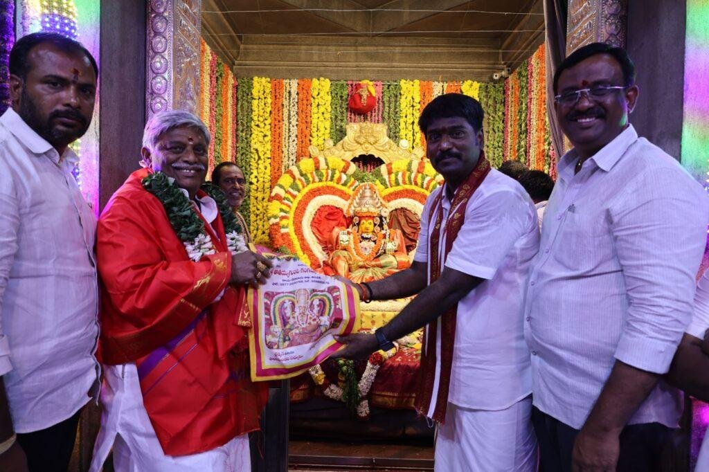 గంగమ్మను దర్శించుకున్న ప్రముఖులు