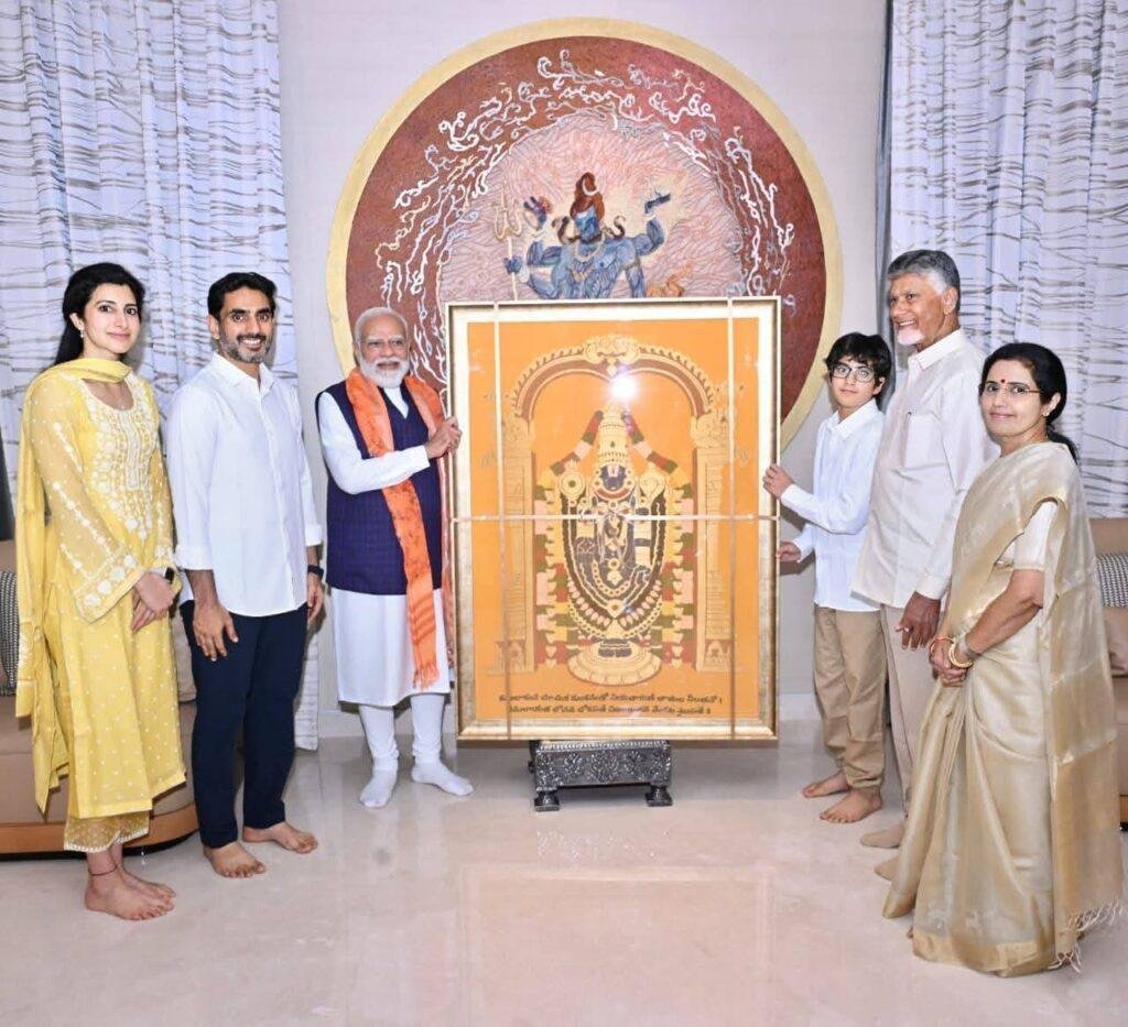 చంద్రబాబు నాయుడు గారి ఇంటికి మోదీ..