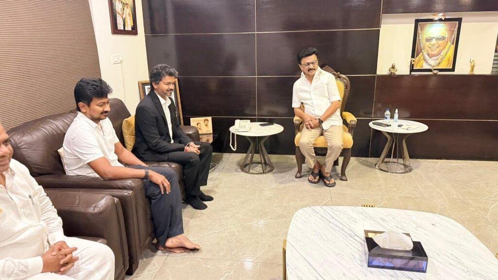 డిఎంకె అధినేత, మాజీ సీఎం స్టాలిన్ నివాసానికి తమిళనాడు సీఎం జోసెఫ్ విజయ్