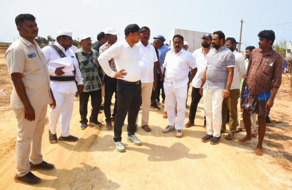 సీఎం పర్యటనకు ఏర్పాట్లు ముమ్మరం