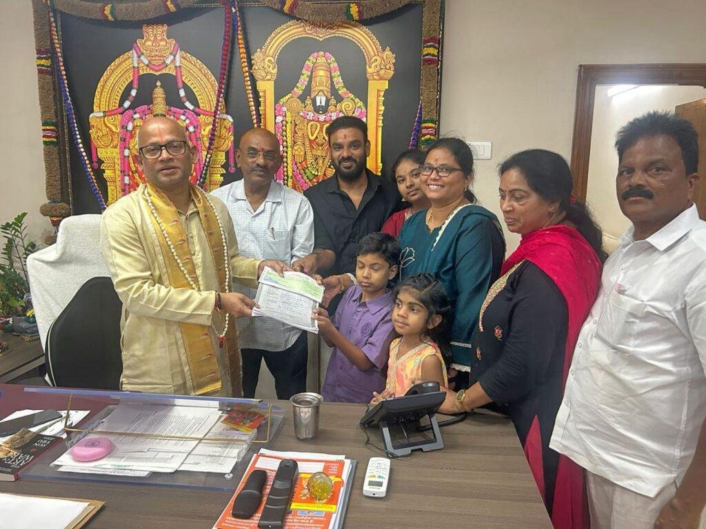 టీటీడీకి రూ.10 లక్షలు విరాళం