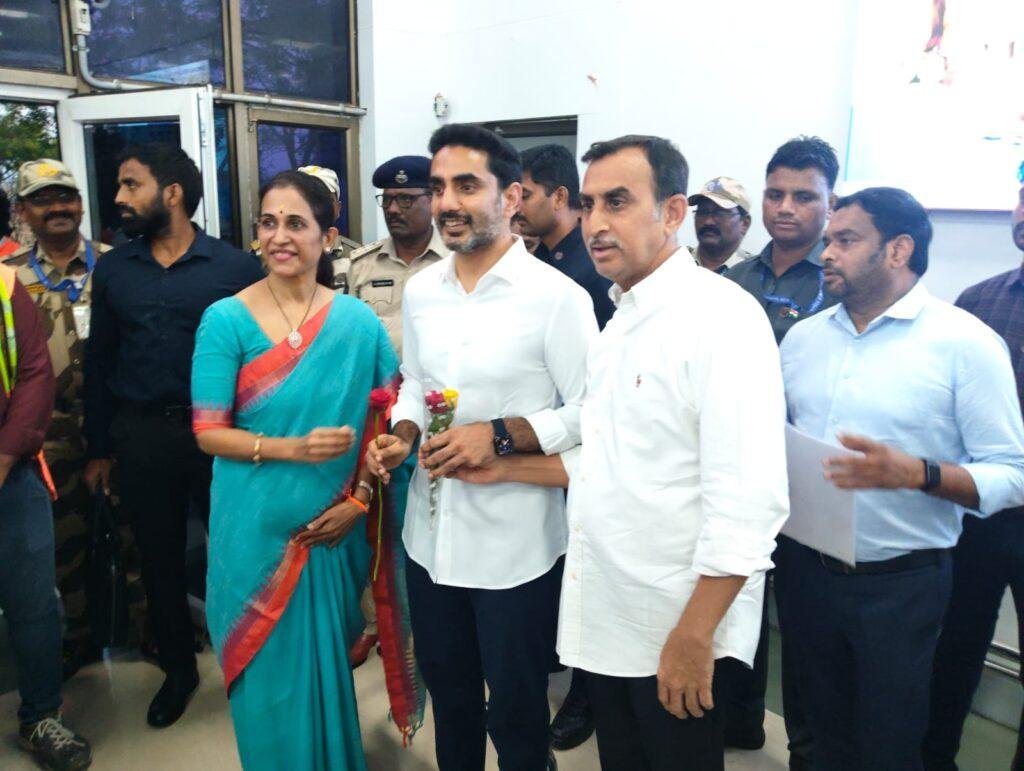 కడప ఎయిర్‌పోర్ట్‌లో యువనేత శ్రీ నారా లోకేష్ గారికి ఘన స్వాగతం