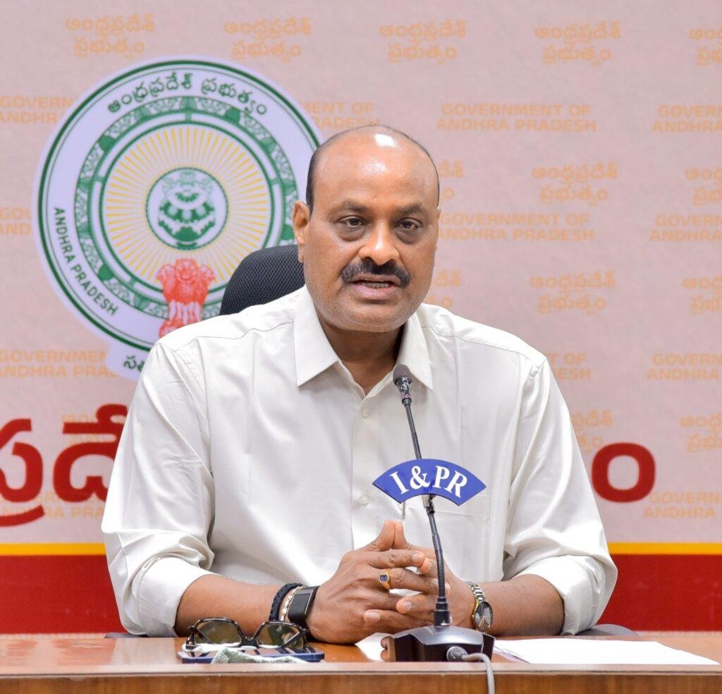 గొడ్డలి పార్టీ సమాజానికి హానికరం – మంత్రి అచ్చెన్నాయుడు