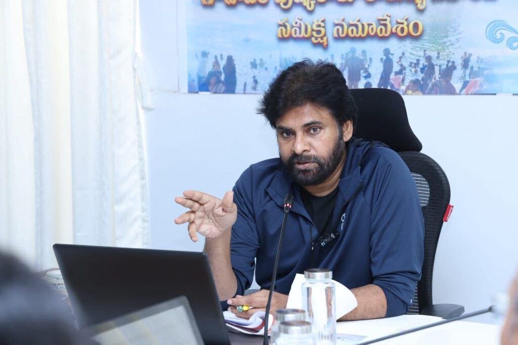 రాజమండ్రిలో ఆంధ్రా పేపర్ మిల్స్  కాలుష్యాన్ని ప్రత్యక్షంగా పరిశీలించిన ఉప ముఖ్యమంత్రి  పవన్ కళ్యాణ్..