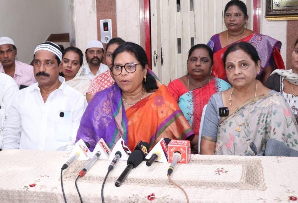 అందరూ సమన్వయంతో పనిచేసి మహానాడు ను విజయవంతం చేయాలి…  పరిశీలకురాలు పర్వీన్ తాజ్