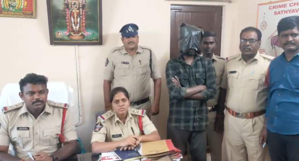 వరుస చోరీ కేసుల్లో నిందితుడు అరెస్టు