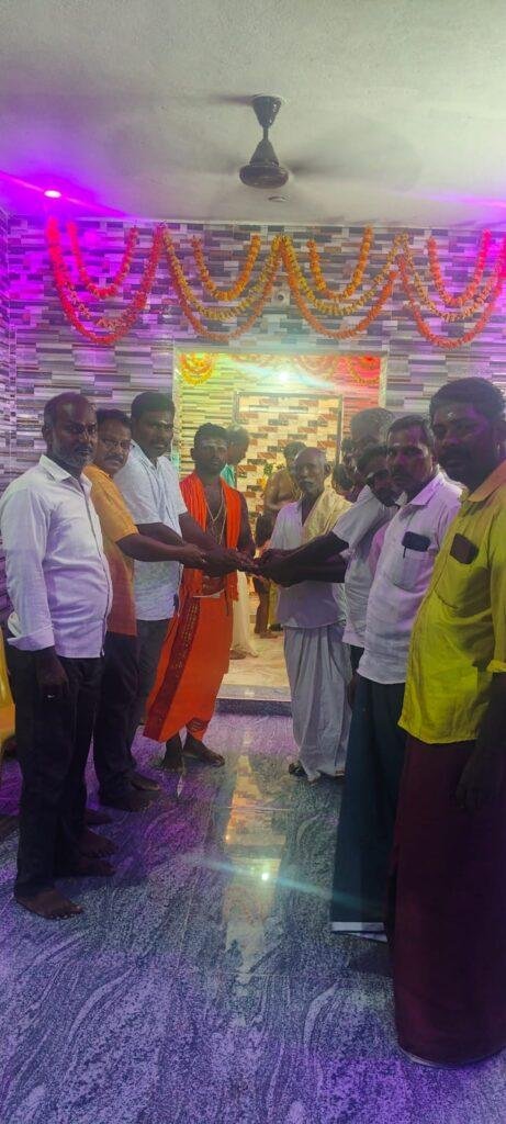 మాతమ్మ తల్లి కుంభాభిషేక మహోత్సవంలో పాల్గొన్న వెంకటేష్ మేఘల