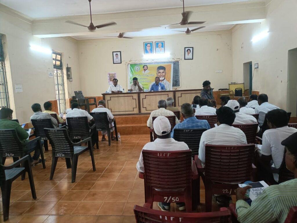 బీఎల్‌ఏలు బీఎల్‌వోలకు సహకరించాలి – తహసీల్దార్ చంద్రబాబు నాయుడు