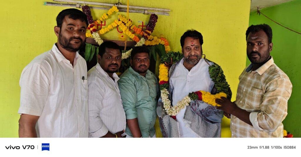 వీరప్పల్లి గంగమ్మను దర్శించుకున్న ఎమ్మెల్యే