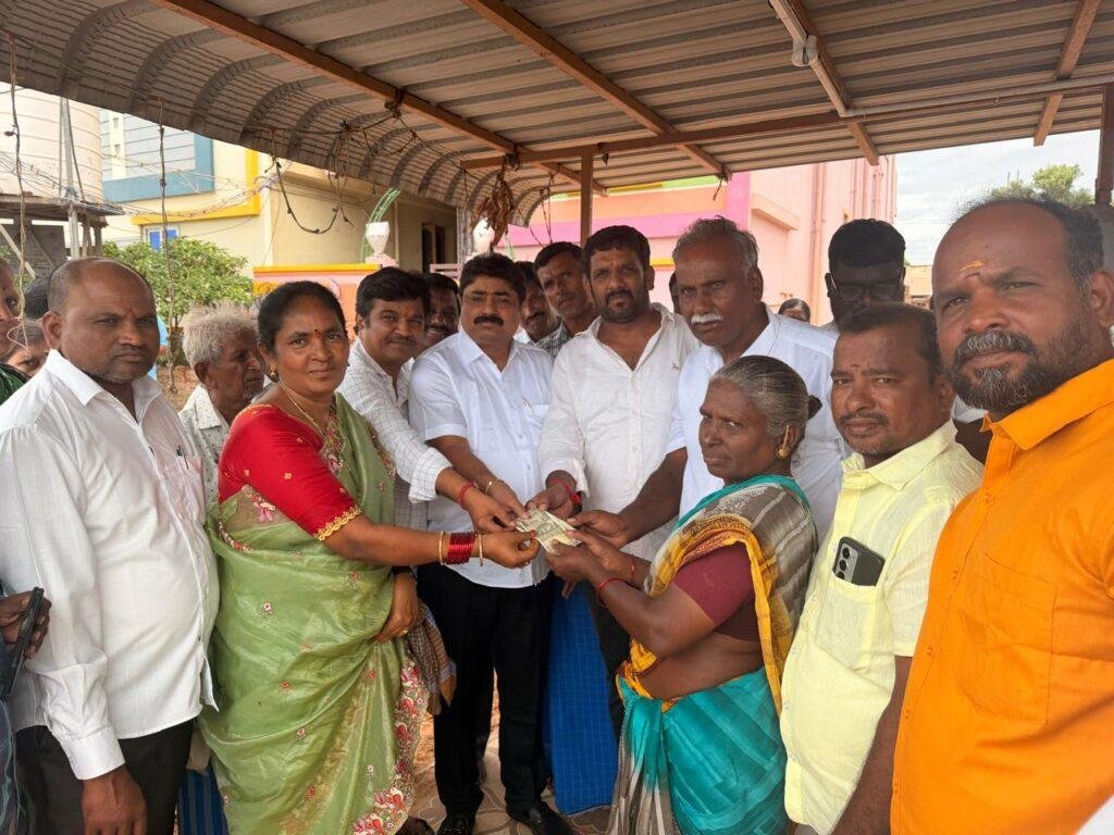 శంకర్ రెడ్డి చేరాళ్లకుప్పంలో ఎన్టీఆర్ భరోసా పెన్షన్ల పంపిణీ