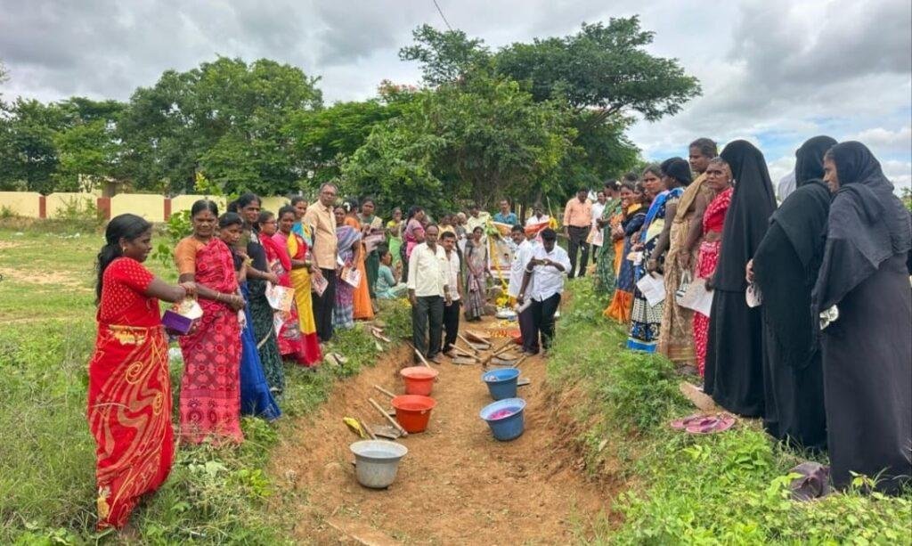 కెనమాకులపల్లిలో వికసిత భారత్ గ్యారెంటీ ఫర్ రోజ్గార్ అండ్ ఆజీవికా మిషన్ ప్రారంభం