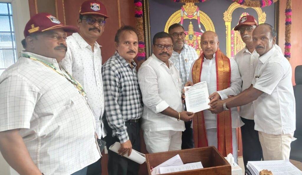 మాజీ సైనికులకు శ్రీవారి దర్శన భాగ్యం కల్పించండి…