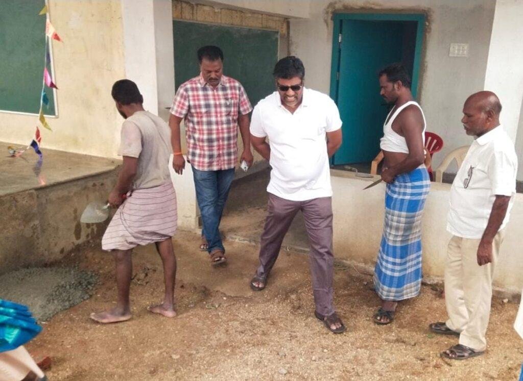 భీముని చెరువు జడ్పీ ఉన్నత పాఠశాలలో ఫ్లోరింగ్ పనులు ప్రారంభించిన జడ్పిటిసి కోనేటి సుమన్ కుమార్