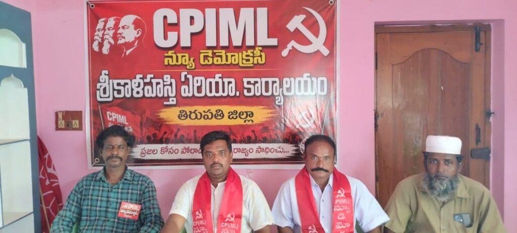 శ్రీకాళహస్తిలో… ఆగని ఇసుక మాఫియా…  పట్టించుకోని అధికారులు