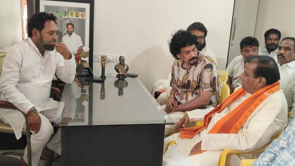 ఆధ్యాత్మిక శోభకు  పలమనేరు వేదిక
