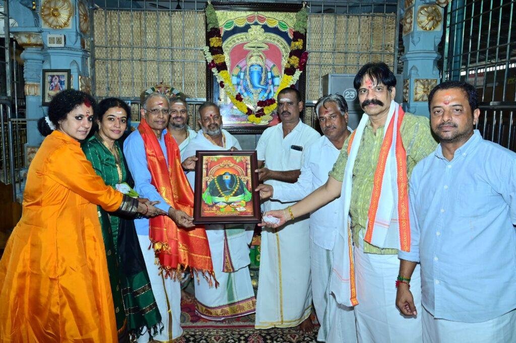 కాణిపాకం వరసిద్ధిని సేవలో నందమూరిమోహన్ కృష్ణ