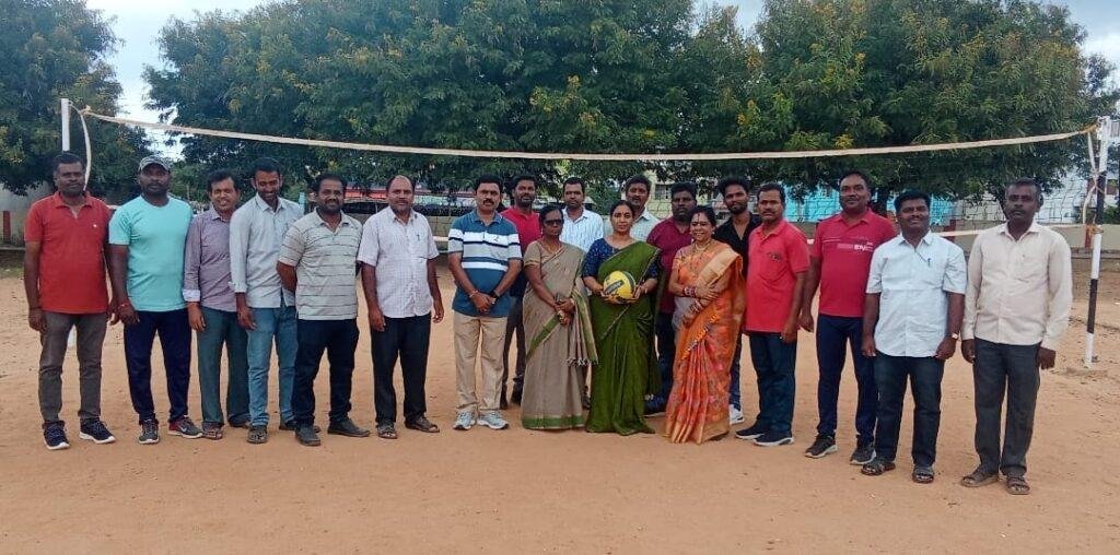 ఉపాధ్యాయ దినోత్సవం సందర్భంగా ఉపాధ్యాయులకు క్రీడా పోటీలు ప్రారంభం