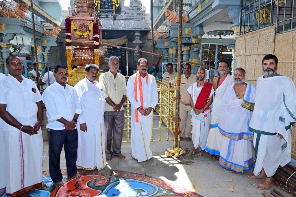 కాణిపాకం ఆలయంలో ధ్వజస్తంభ కర్ర పూజ