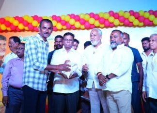 తిరుపతి శిల్పారామంలో ఘనంగా గురుపూజోత్సవం