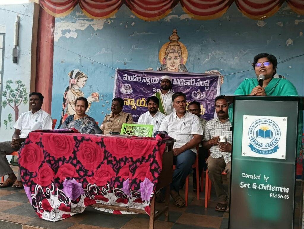 బాల్య వివాహాలను అరికట్టేందుకు ప్రతి ఒక్కరూ సహకరించాలి: జూనియర్ సివిల్ న్యాయమూర్తి లిఖిత