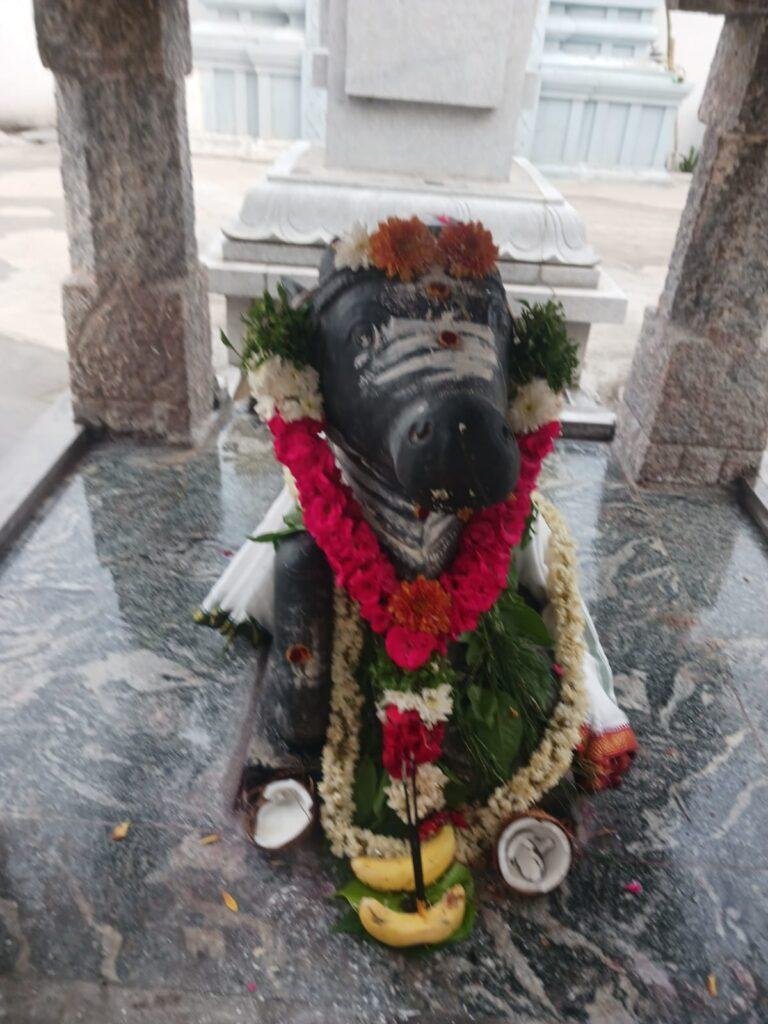సదాశివేశ్వర స్వామి ఆలయంలో ప్రదోష పూజ