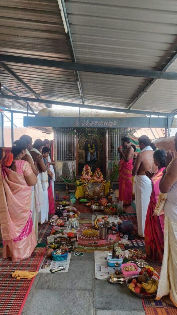 శాస్త్రోక్తంగా  శ్రీ ఆనంతపద్మనాబ స్వామి కి ప్రత్యేక పూజలు