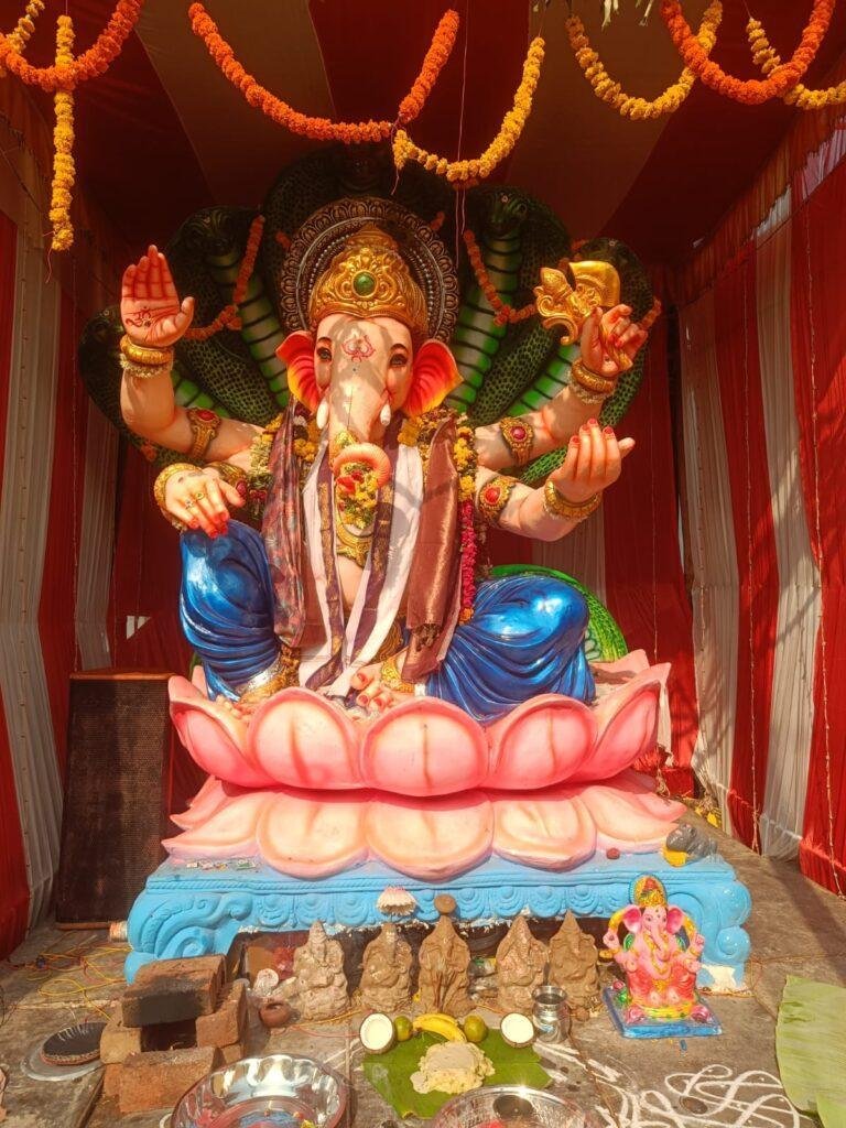 వినాయక స్వామి సన్నిధిలో అన్నదాన కార్యక్రమం