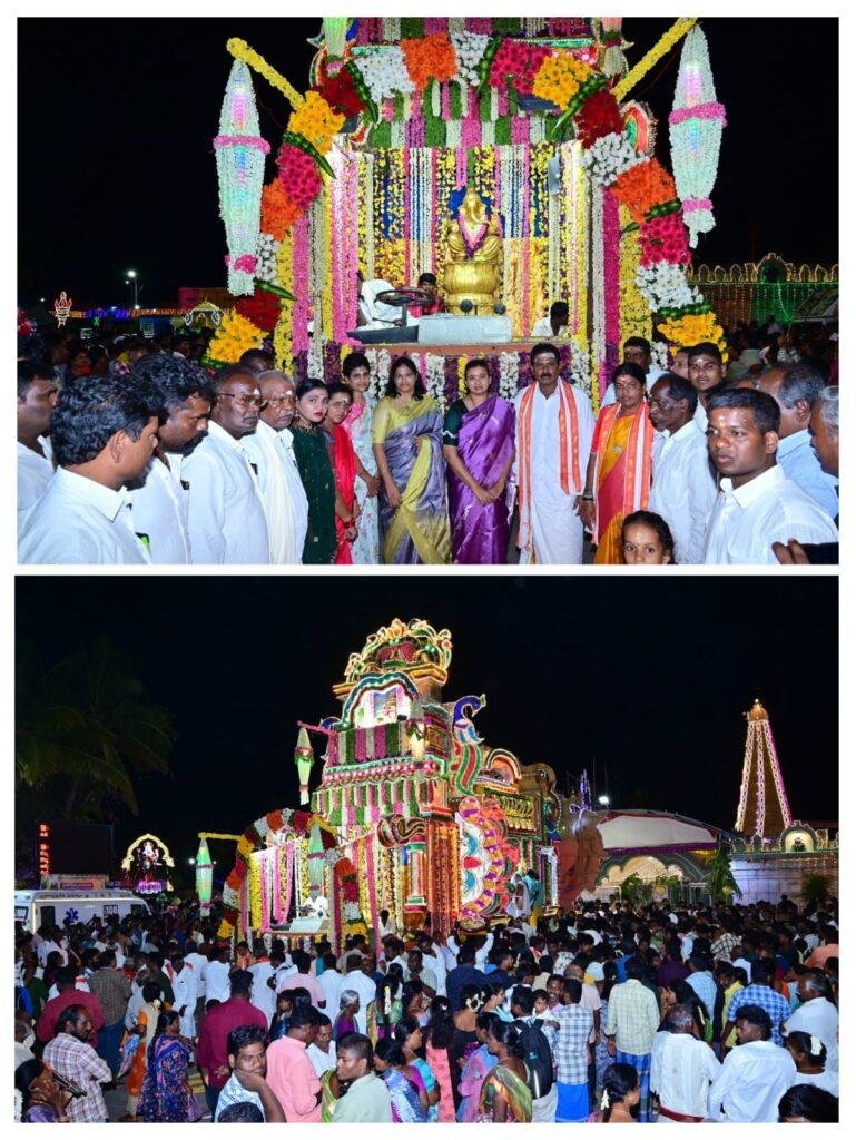 కాణిపాకంలో చంద్రప్రభ వాహనంపైభక్తులకు దర్శనమిచ్చిన గణనాథుడు