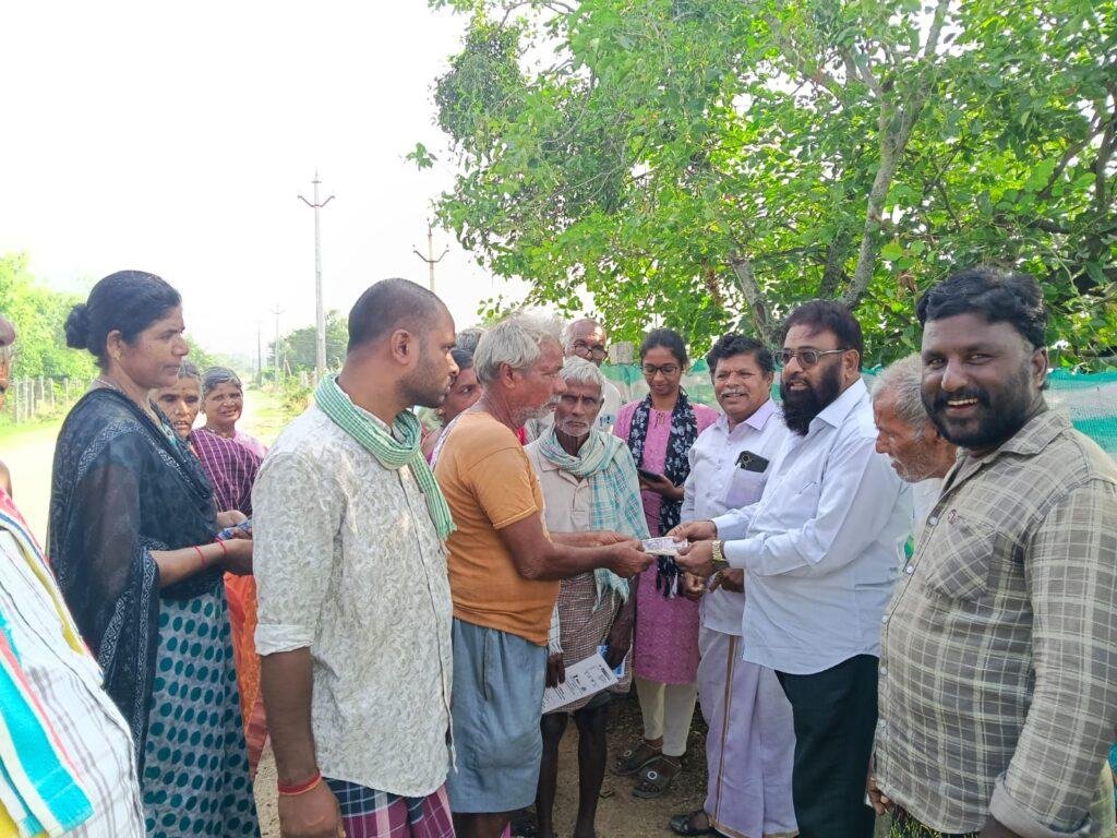 అర్హులైన ప్రతి వయోవృద్ధులకు ఎన్టీఆర్ భరోసా పెన్షన్లు పంపిణీ