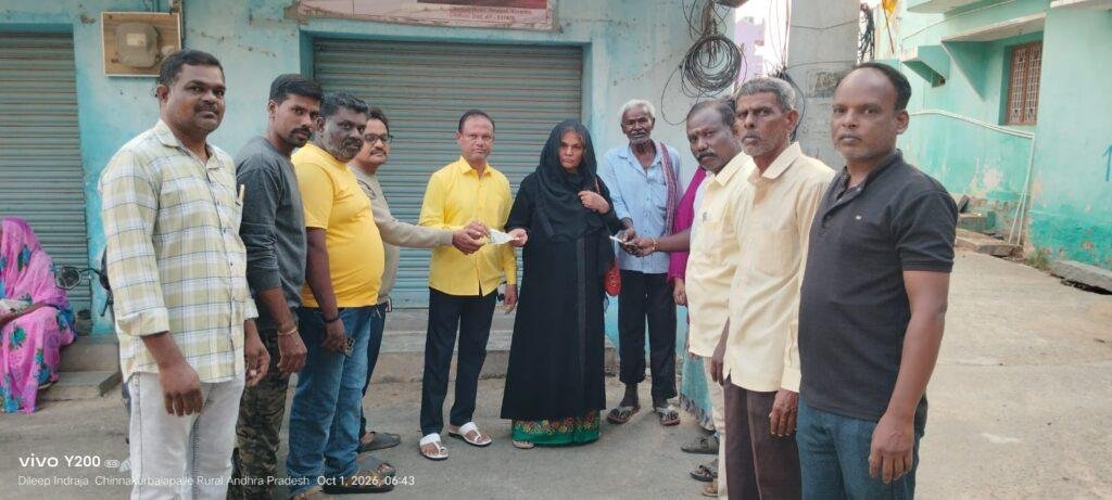 ఉదయం 6 గంటల నుండి లబ్ధిదారుల ఇంటి వద్ద  ఎన్టీఆర్ భరోసా పెన్షన్ అందించడం జరిగింది: 11వ క్లస్టర్ ఇంచార్జ్ కన్నన్