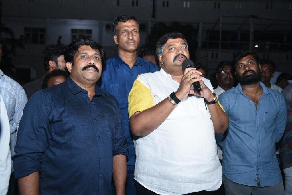 హార్టీకల్చర్ హబ్‌పై ఆకట్టుకున్న డ్రోన్ షో