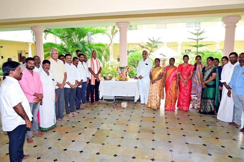 కాణిపాకం దేవస్థానంలో గాంధీ జయంతి వేడుకలు