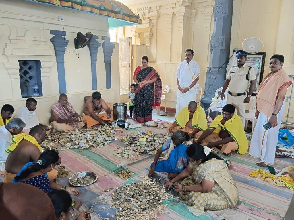 సురుటుపల్లి పళ్ళికొండేశ్వర స్వామి ఆలయానికి హుండీల ద్వారా రూ.6.21 లక్షల ఆదాయం